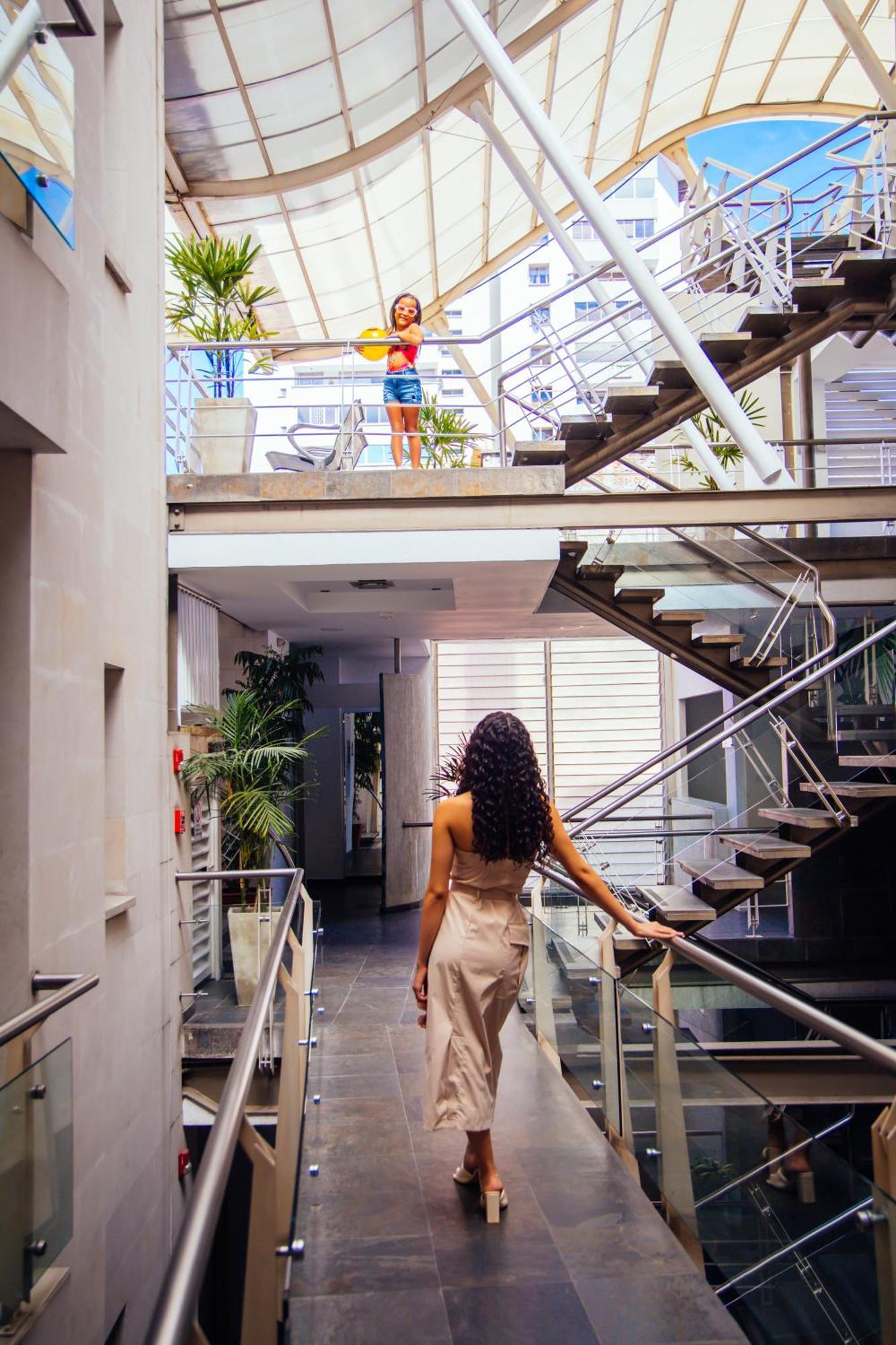 Tama Hotel Granada Real カリ エクステリア 写真