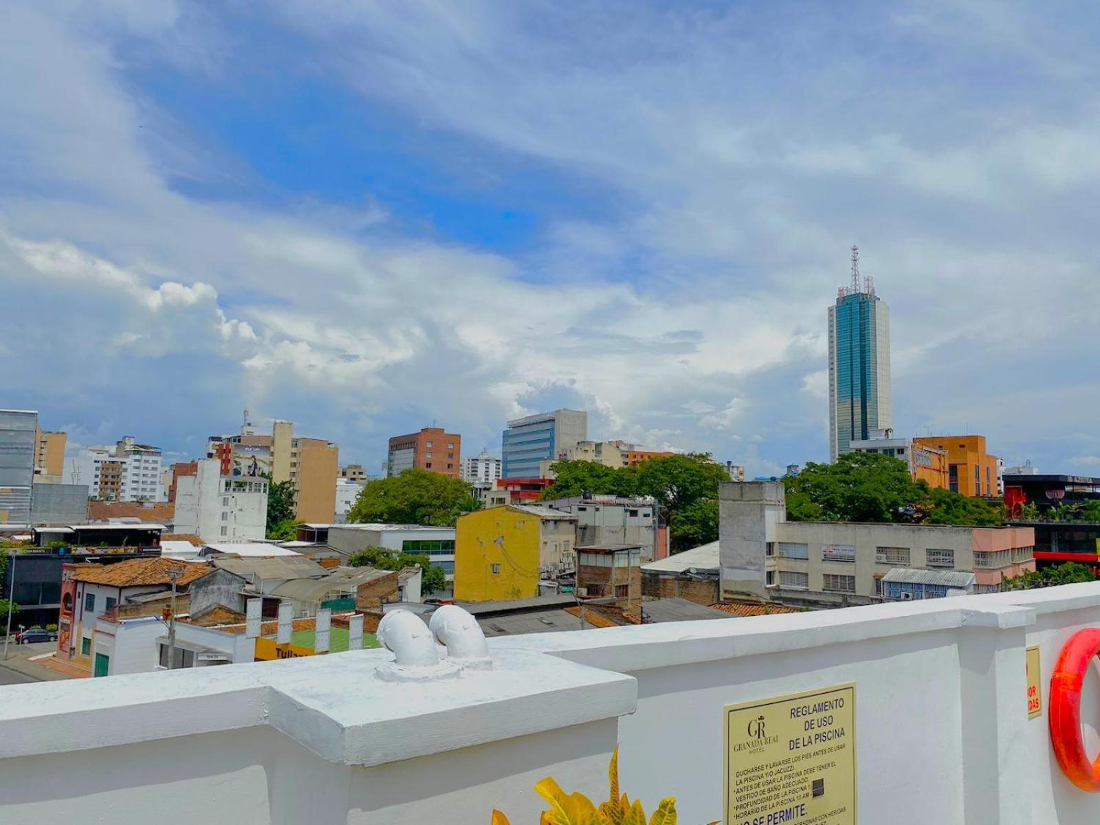 Tama Hotel Granada Real カリ エクステリア 写真